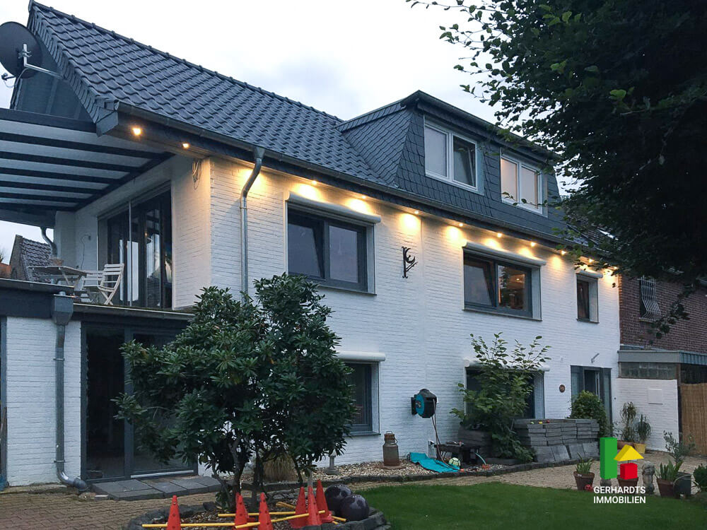 Einfamilienhaus Grefrath kaufen - Gartenansicht