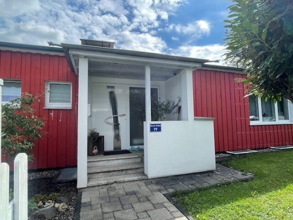 Haus kaufen Burscheid - 186 m² Wohnfläche, 847 m² Grundstück, Kamin, Balkon und Garage