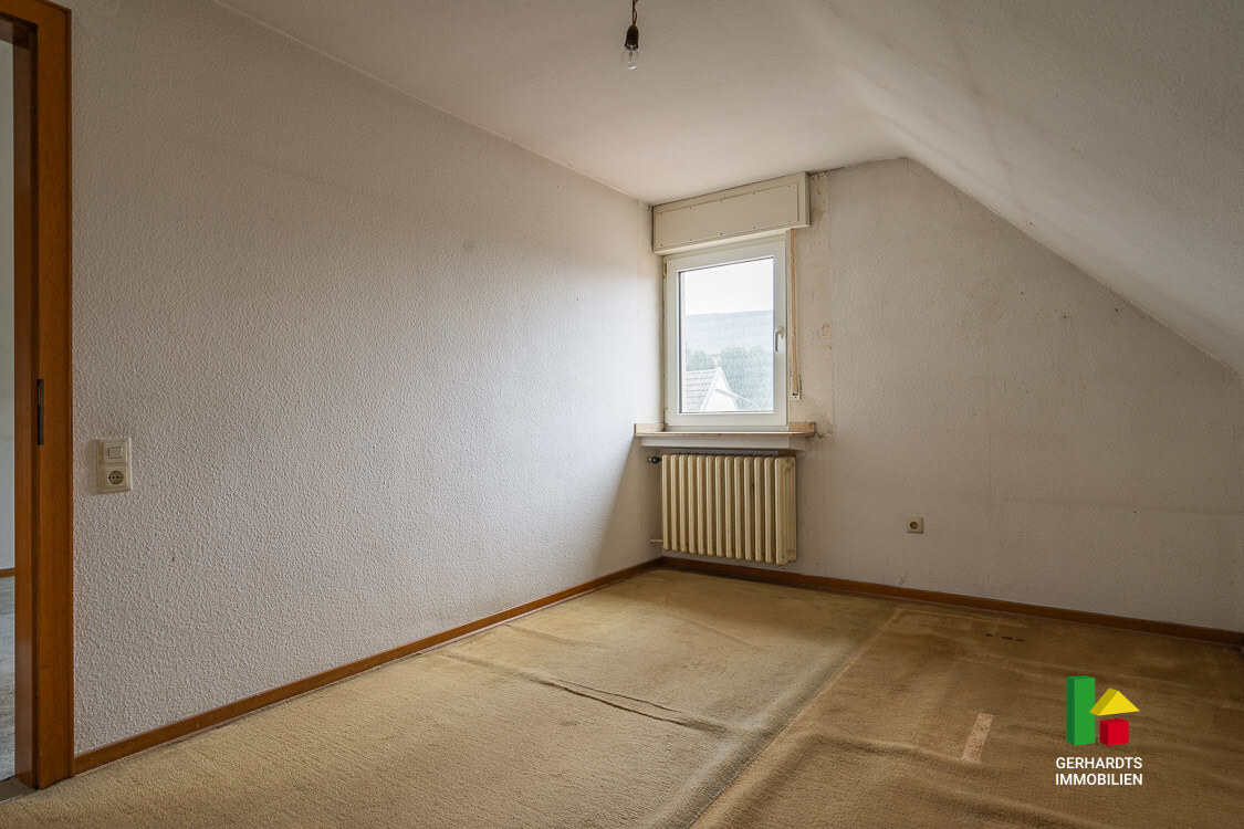 Haus mit Ladenlokal kaufen Brüggen – Kinderzimmer DG Haus mit Ladenlokal kaufen Brüggen - Kinderzimmer DG