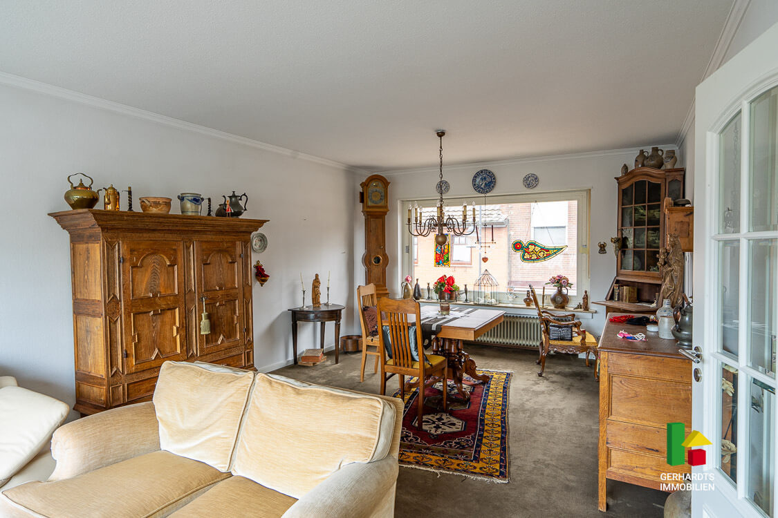 Haus mit Ladenlokal kaufen Brüggen – Wohnzimmer Haus mit Ladenlokal kaufen Brüggen - Wohnzimmer