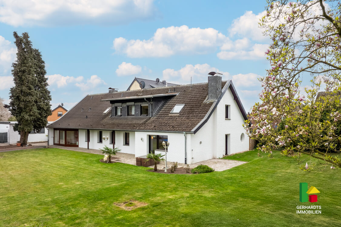 Haus mit Pool kaufen Brüggen - Luftbild