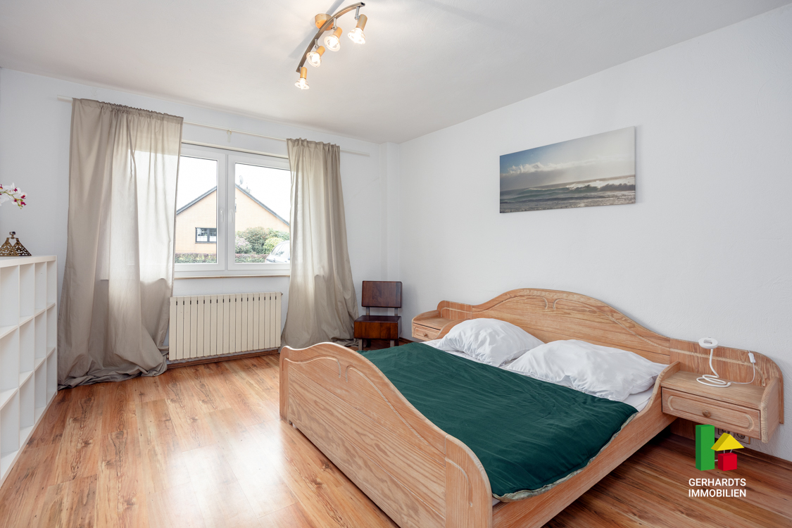 Haus mit Pool kaufen Brüggen - Schlafzimmer EG