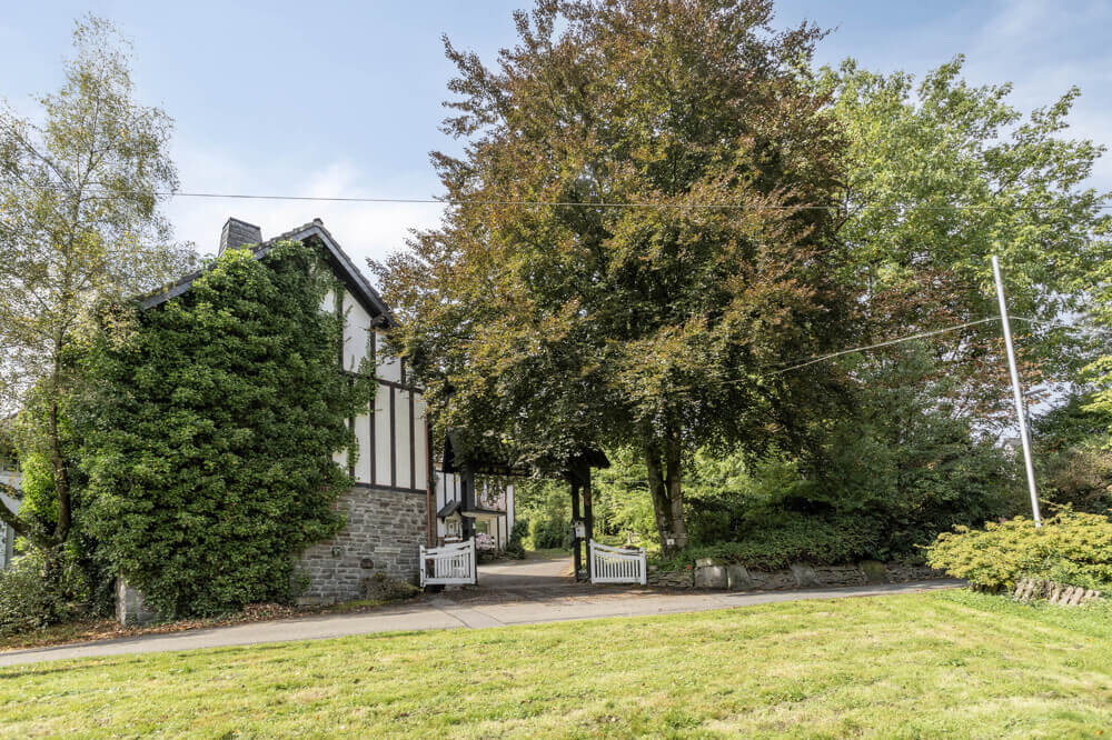 Landhaus – Wipperfürth – Aussenansicht Garten Landhaus - Wipperfürth - Aussenansicht Garten