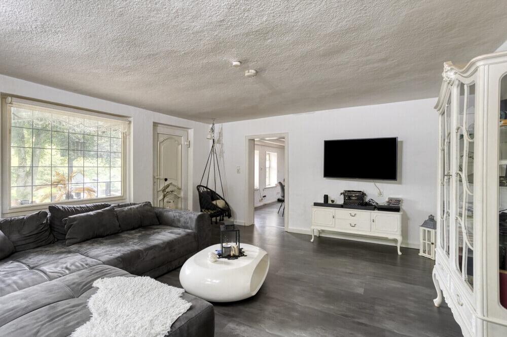 Landhaus – Wipperfürth – Innenansicht – Wohnzimmer v2 Landhaus - Wipperfürth - Innenansicht - Wohnzimmer v2