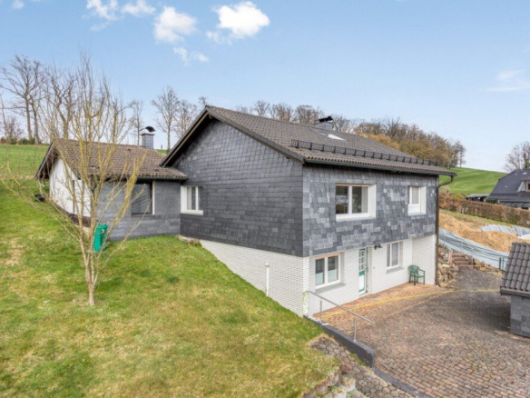 Einfamilienhaus in Wipperfürth-Ohl: Ihr neues Zuhause mit Potenzial