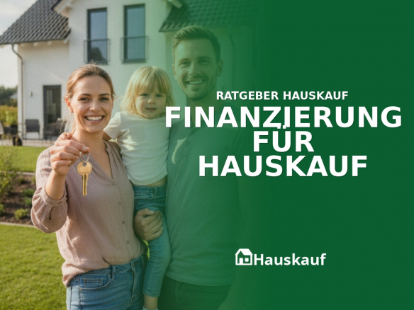 Junge Familie freut sich über erfolgreiche Finanzierung für Hauskauf ihres neuen Eigenheims